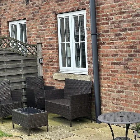 Spoonbill - Part Of The The Bay Village With Pool, Gym And Direct Access, Pub, Restaurant, Tennis And Meadows Walks Filey