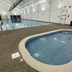 Spoonbill - Part Of The The Bay Village With Pool, Gym And Direct Access, Pub, Restaurant, Tennis And Meadows Walks Filey